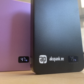 "F20 10k" (10000 mAh) kella laadimisega